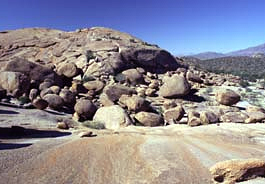 Steinlandschaft 
          auf der Farm Ameib
